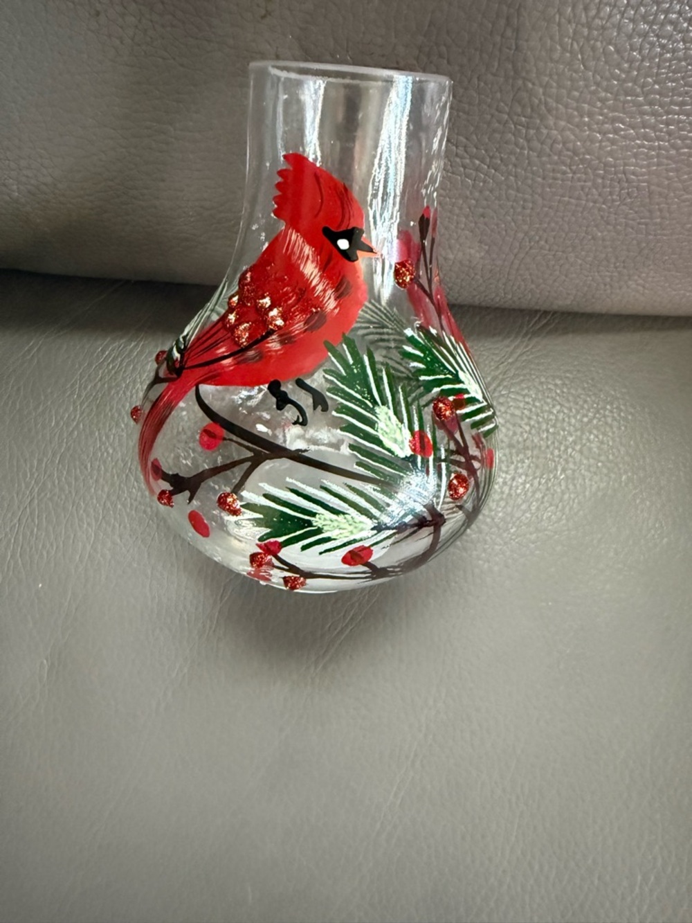 Studio Cardinal Holiday LED Reed Diffuser - Red and Green - Picture 2 of 4